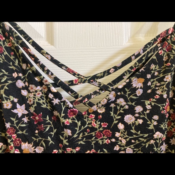 American Eagle Soft & Sexy tank top - Picture 3 of 11